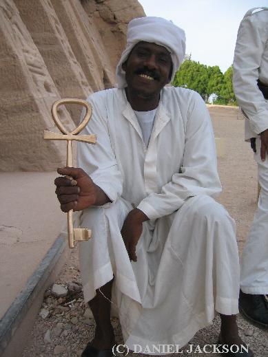 Tempelwächter mit Ankh-Schlüssel